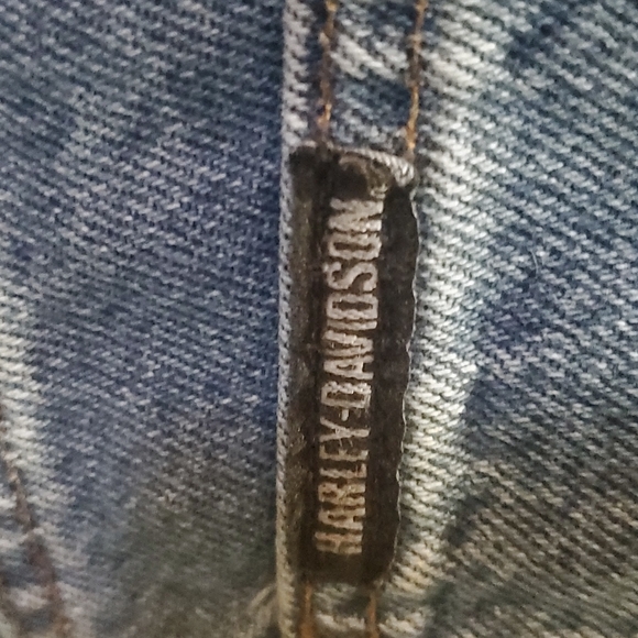 Jeans - Picture 2 of 3